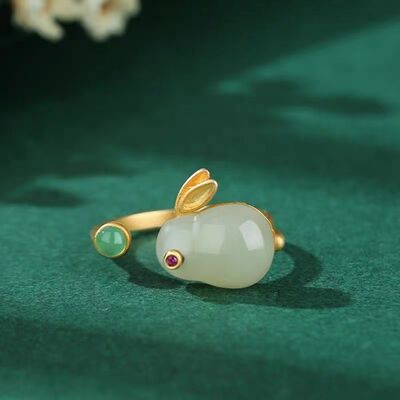Natural Stone Gold-Plated Rabbit Ring