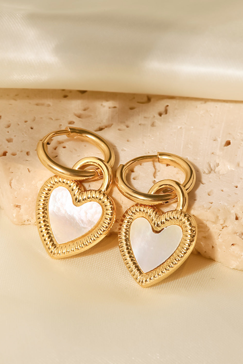 Inlaid Shell Heart Drop Earrings