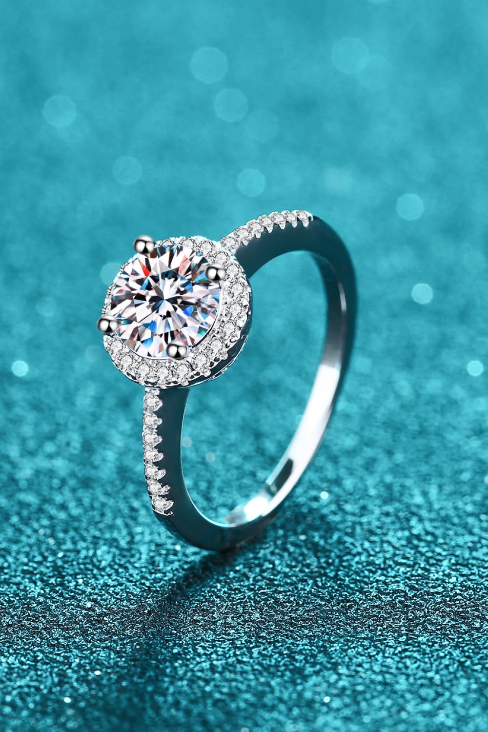 Ready To Flaunt Moissanite Ring